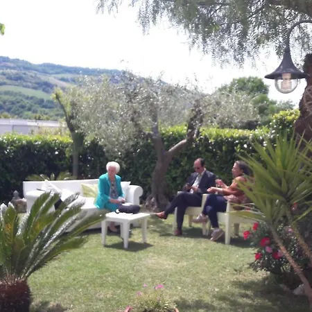 Rosadipepe 3* Ripatransone